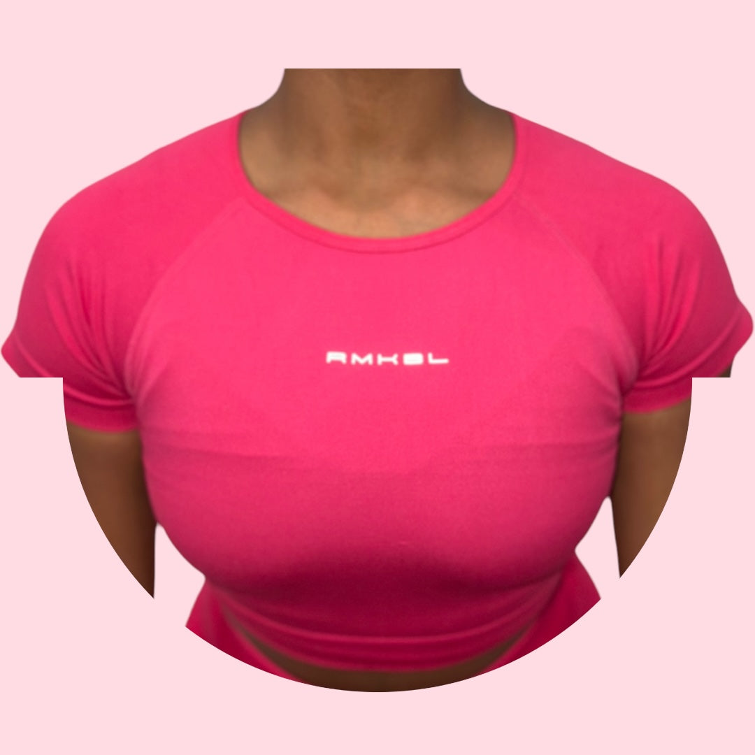 Strikingly Seamless Crop Top