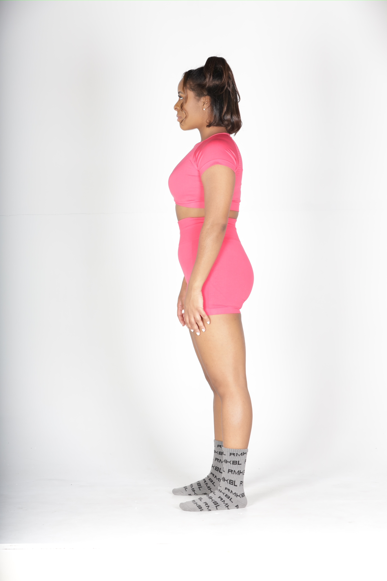 Strikingly Seamless Crop Top